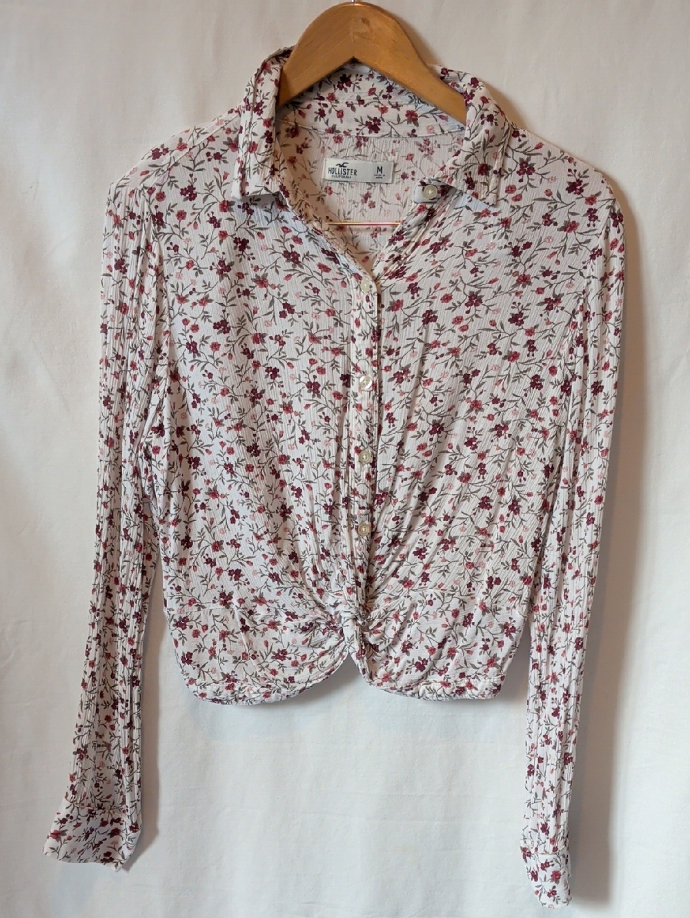 Hollister White Button-Front Floral Twist Hem Shirt